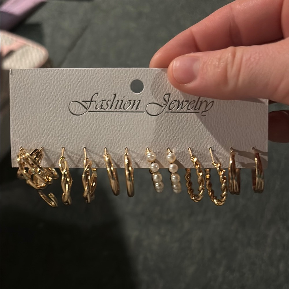 Fashion Jewelry Gold and White Drop Earrings